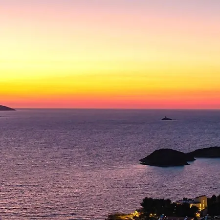 Sunset View Thanasi Retreat *